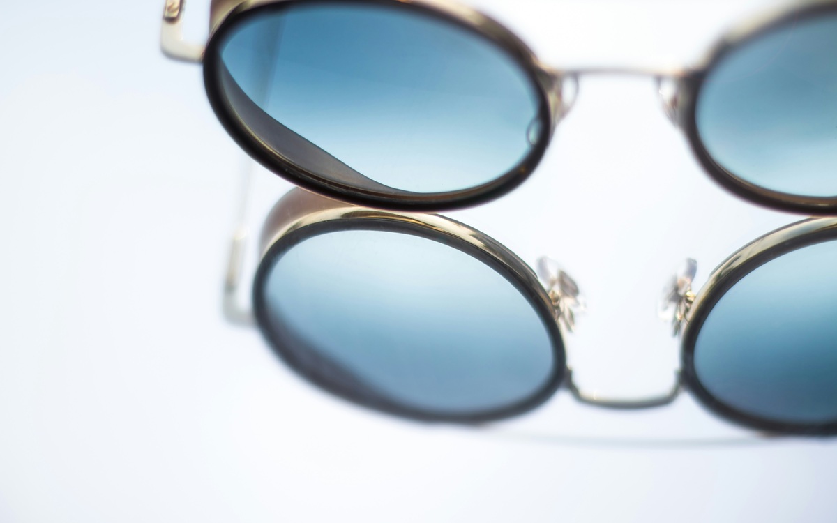 Larsia eyewear campaign